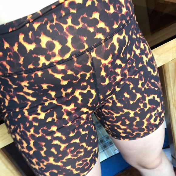 Guru Active Yoga Biker Shorts - Picture 2 of 8